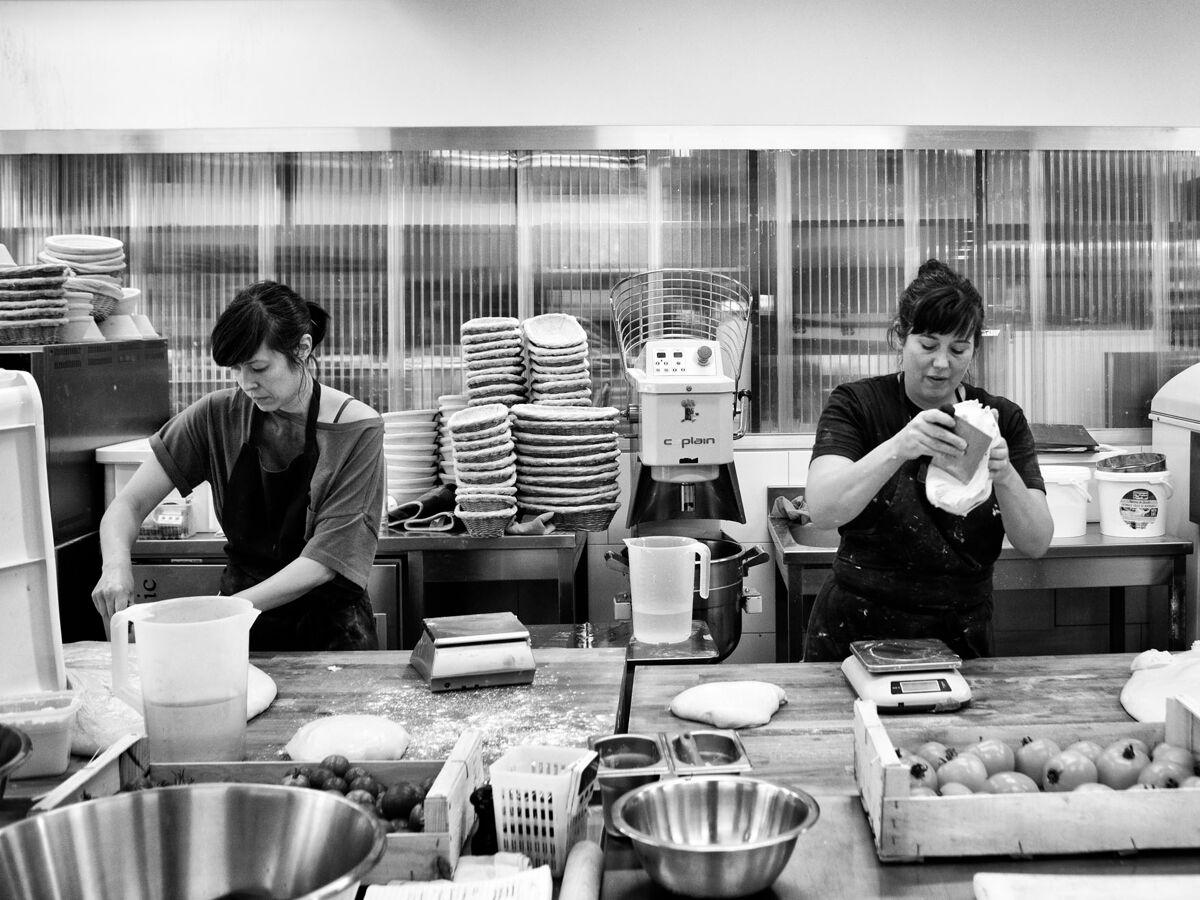 Alice Quillet and Anna Trattles in the Ten Belles workshop.