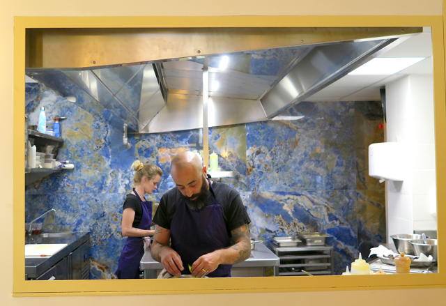 Une cantine qui change votre faim en or !