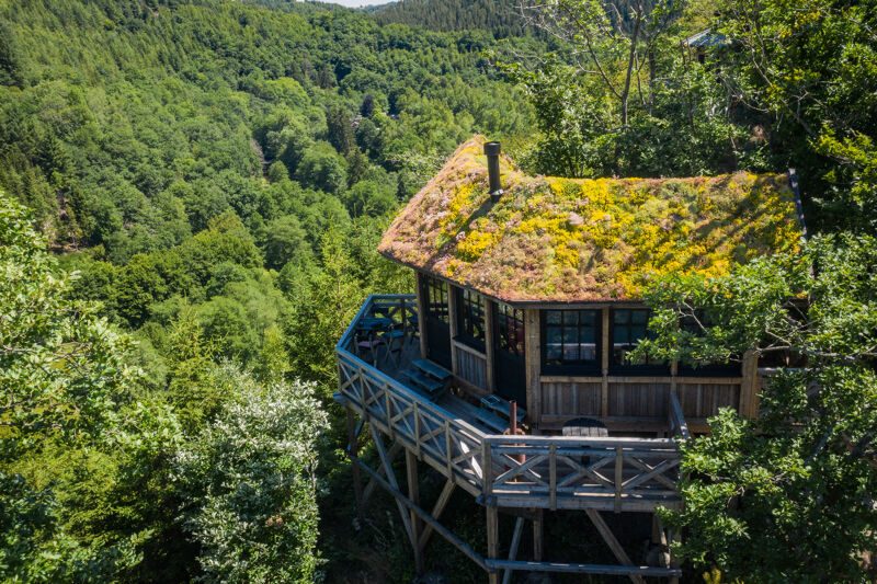 Hutten Les Cabanes de Rensiwez (Houffalize)