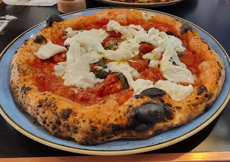 Guillaume Grasso, La vera pizza napoletana (Paris)