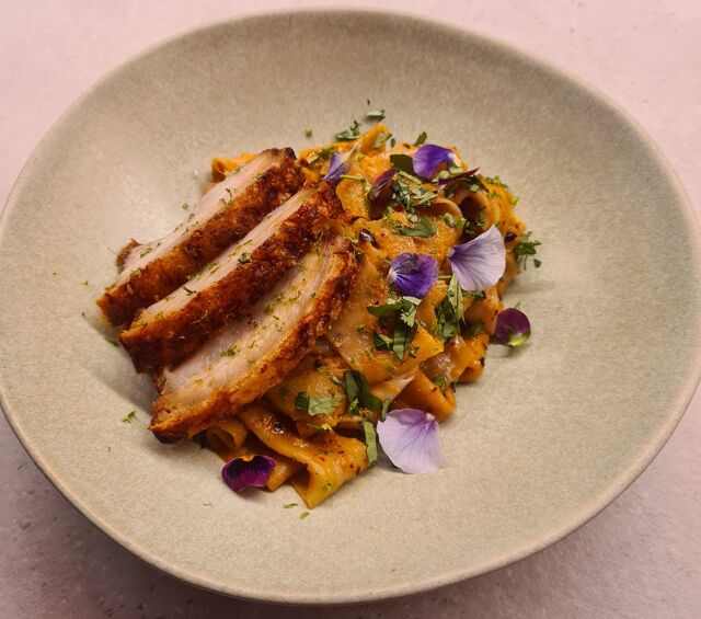 Nouilles au porc croustillant