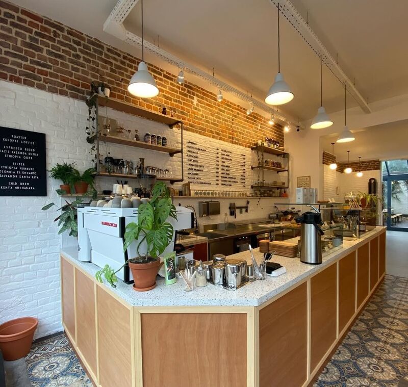 Kami - bar à café & cantine