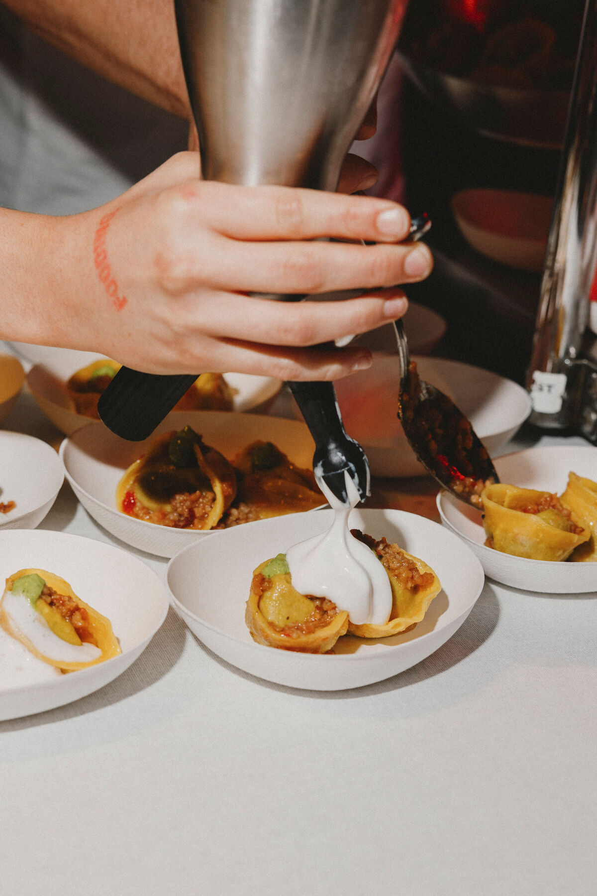 Qu’ils sont jolis, les cappelletti alla caponata d’Arrikiiati !