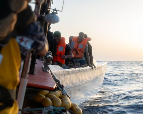 Fooding SOS Méditerranée migrants ©Charles Thiefaine1