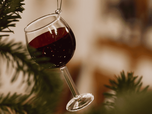 Les meilleurs cavistes à Paris pour lubrifier les tables des fêtes