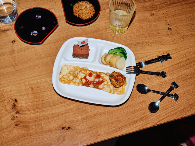 À table, les enfants de chefs sont-ils aussi relous que les nôtres ?