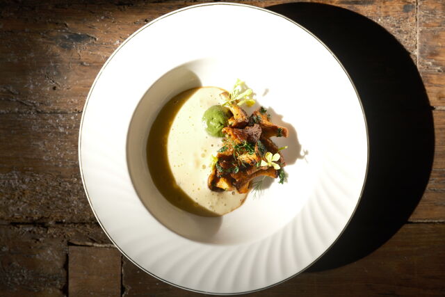 Le bonheur est dans le (très) près