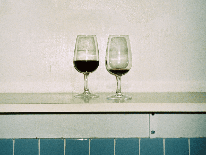 Dry January : 10 pros du goulot se confient sur leur rapport à l’alcool
